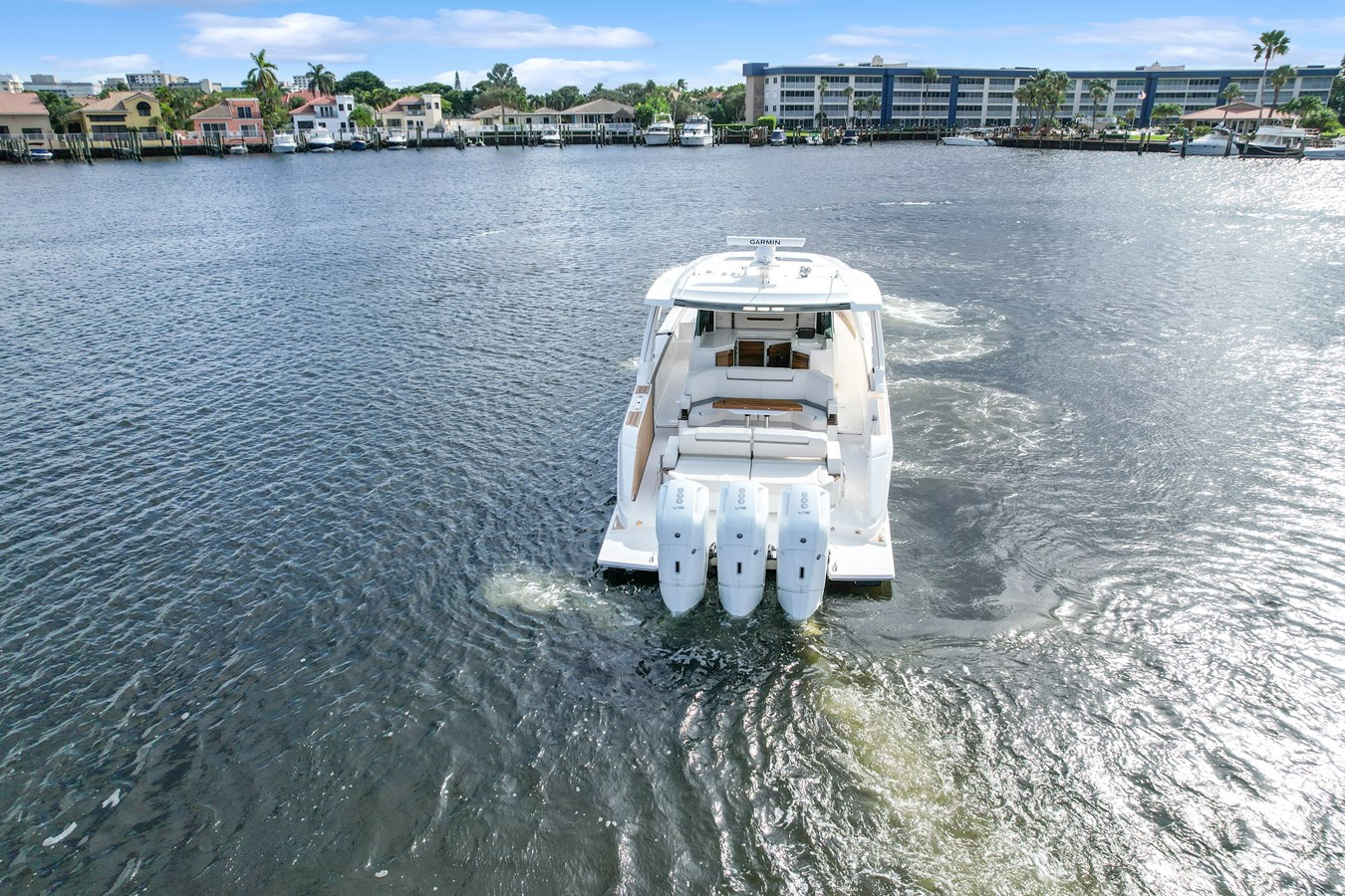 https://arconyachts.ams3.digitaloceanspaces.com/140534/conversions/large_3351784-optimize.jpg