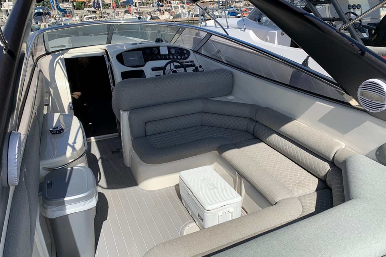 SUNSEEKER SUPERHAWK 48