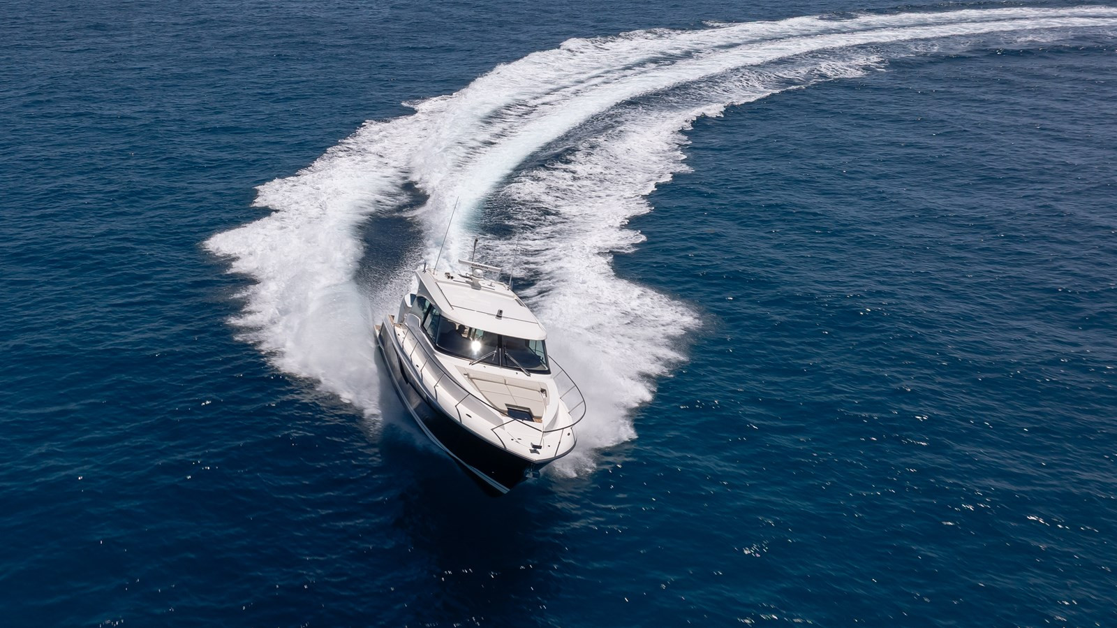 https://arconyachts.ams3.digitaloceanspaces.com/140633/conversions/large_4715402-optimize.jpg