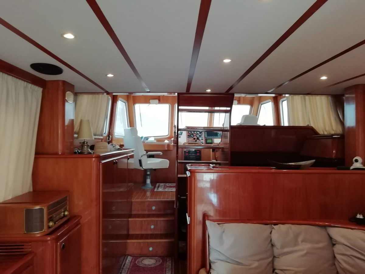 https://arconyachts.ams3.digitaloceanspaces.com/140678/conversions/large_4606987-optimize.jpg