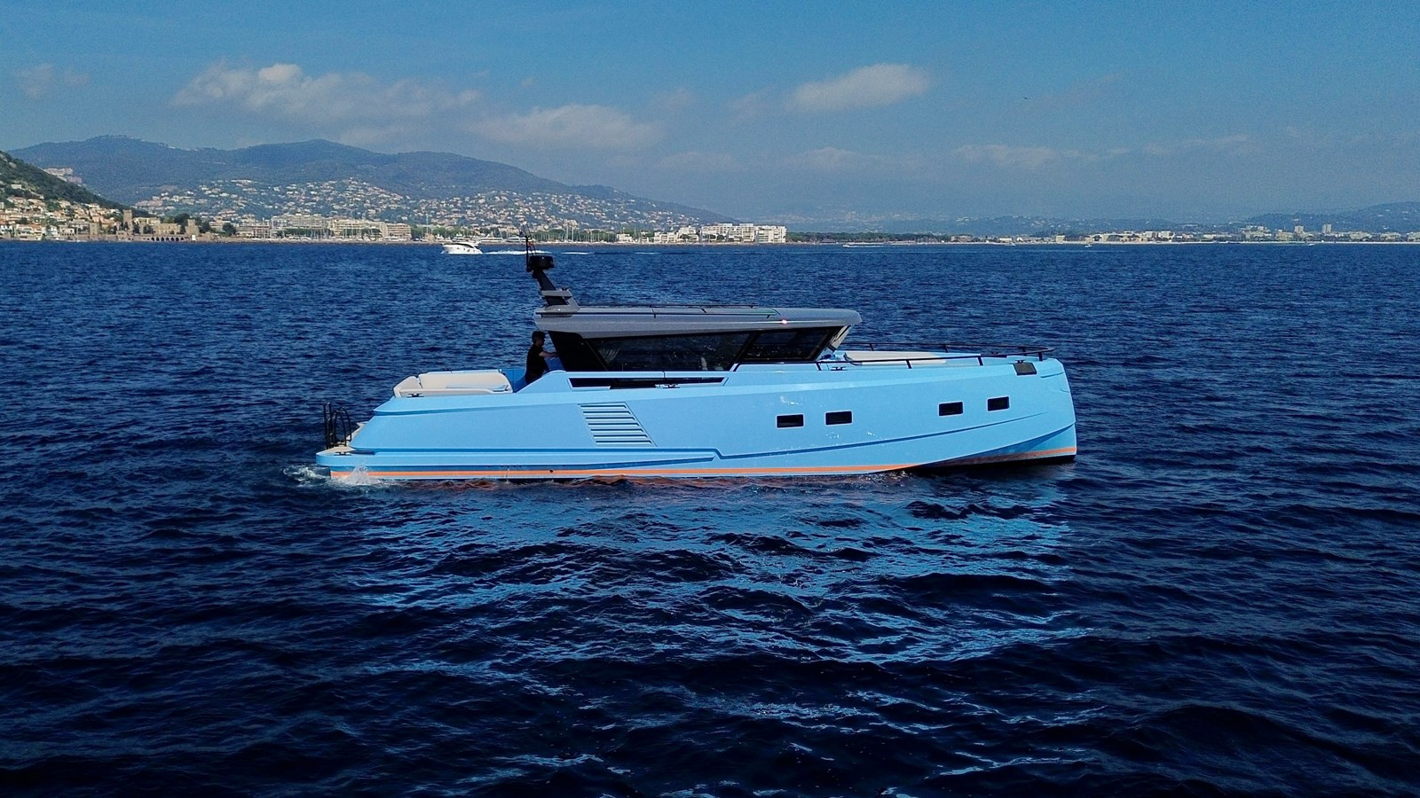 https://arconyachts.ams3.digitaloceanspaces.com/140732/conversions/large_4627241-optimize.jpg