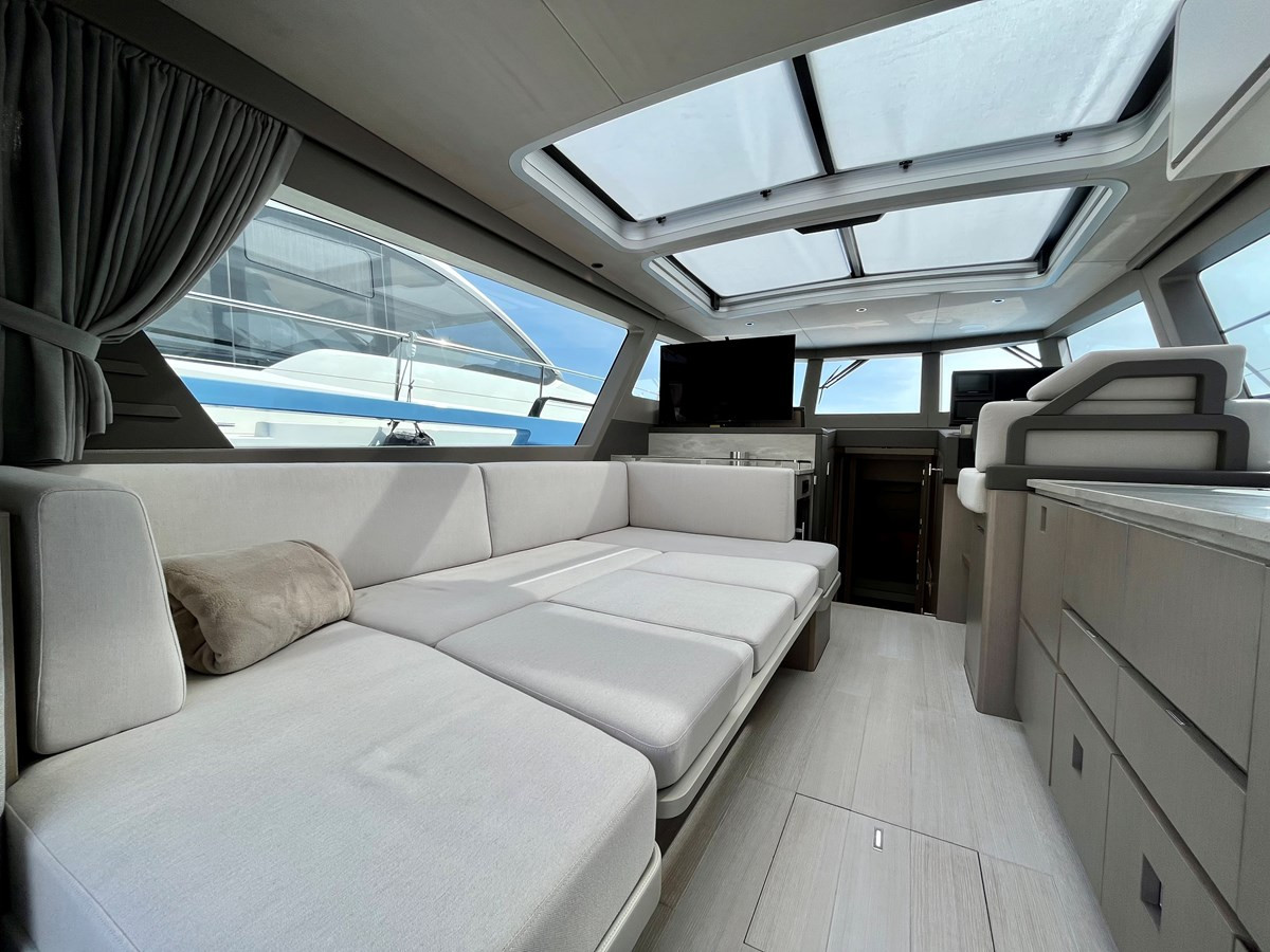 https://arconyachts.ams3.digitaloceanspaces.com/140787/conversions/large_4627290-optimize.jpg