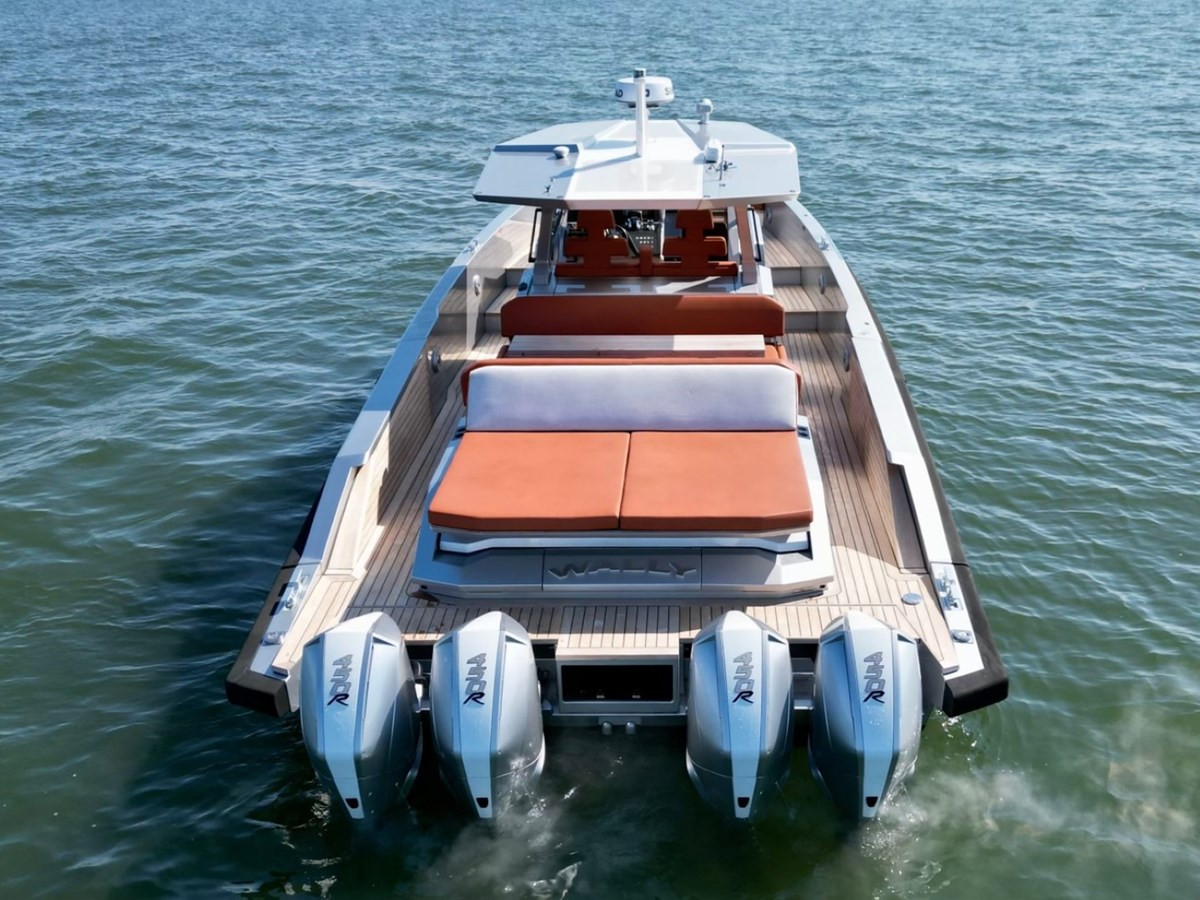 https://arconyachts.ams3.digitaloceanspaces.com/140945/conversions/large_4819889-optimize.jpg