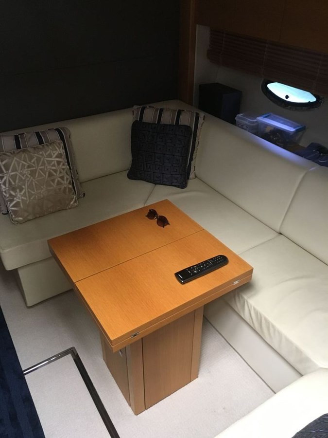 https://arconyachts.ams3.digitaloceanspaces.com/141065/conversions/large_2755455-optimize.jpg