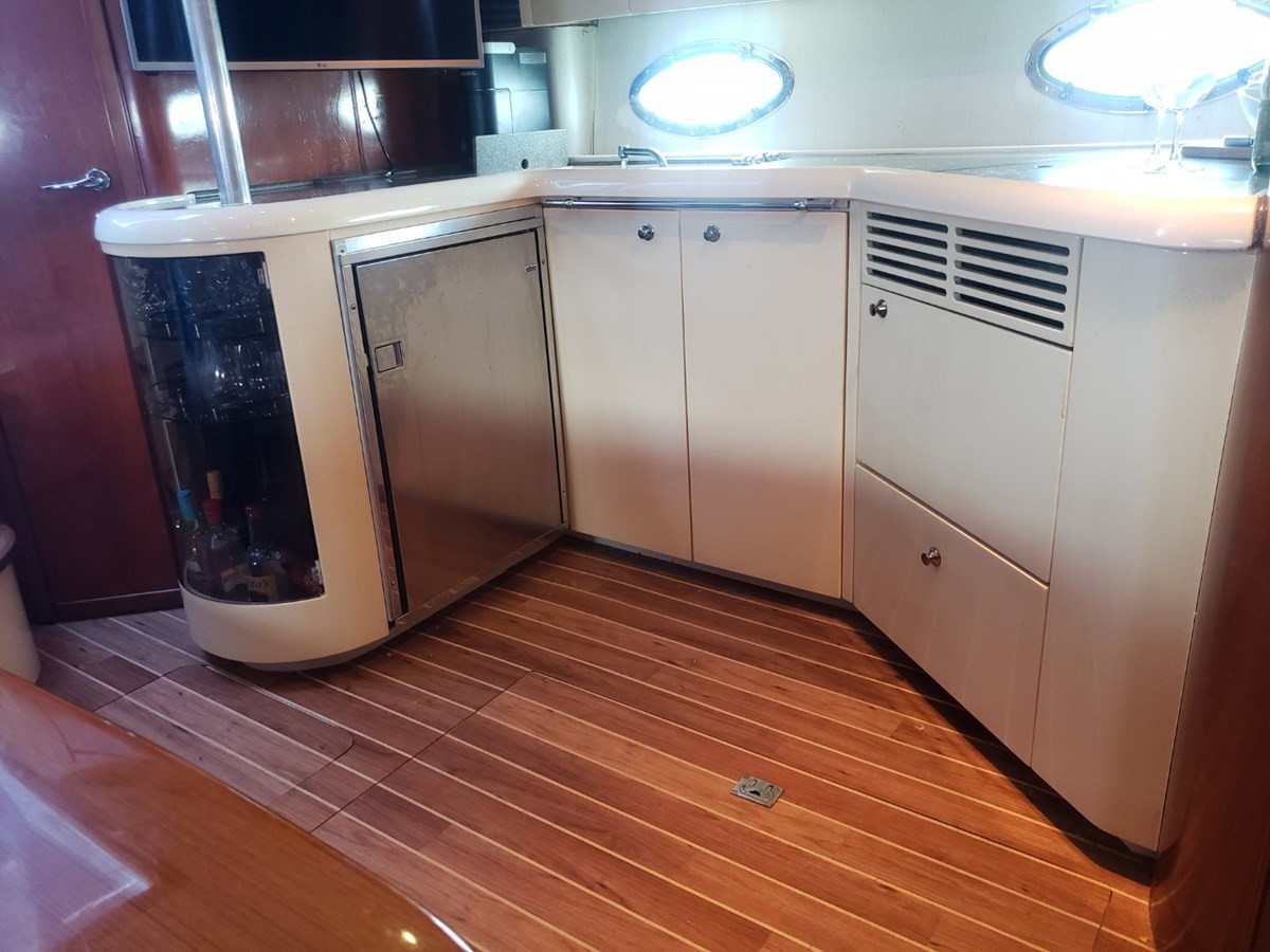https://arconyachts.ams3.digitaloceanspaces.com/141114/conversions/large_3048325-optimize.jpg