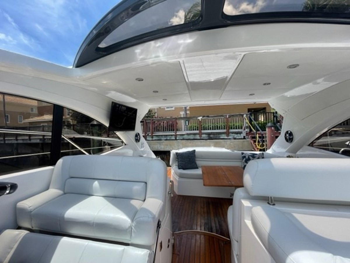 https://arconyachts.ams3.digitaloceanspaces.com/141306/conversions/large_3609082-optimize.jpg