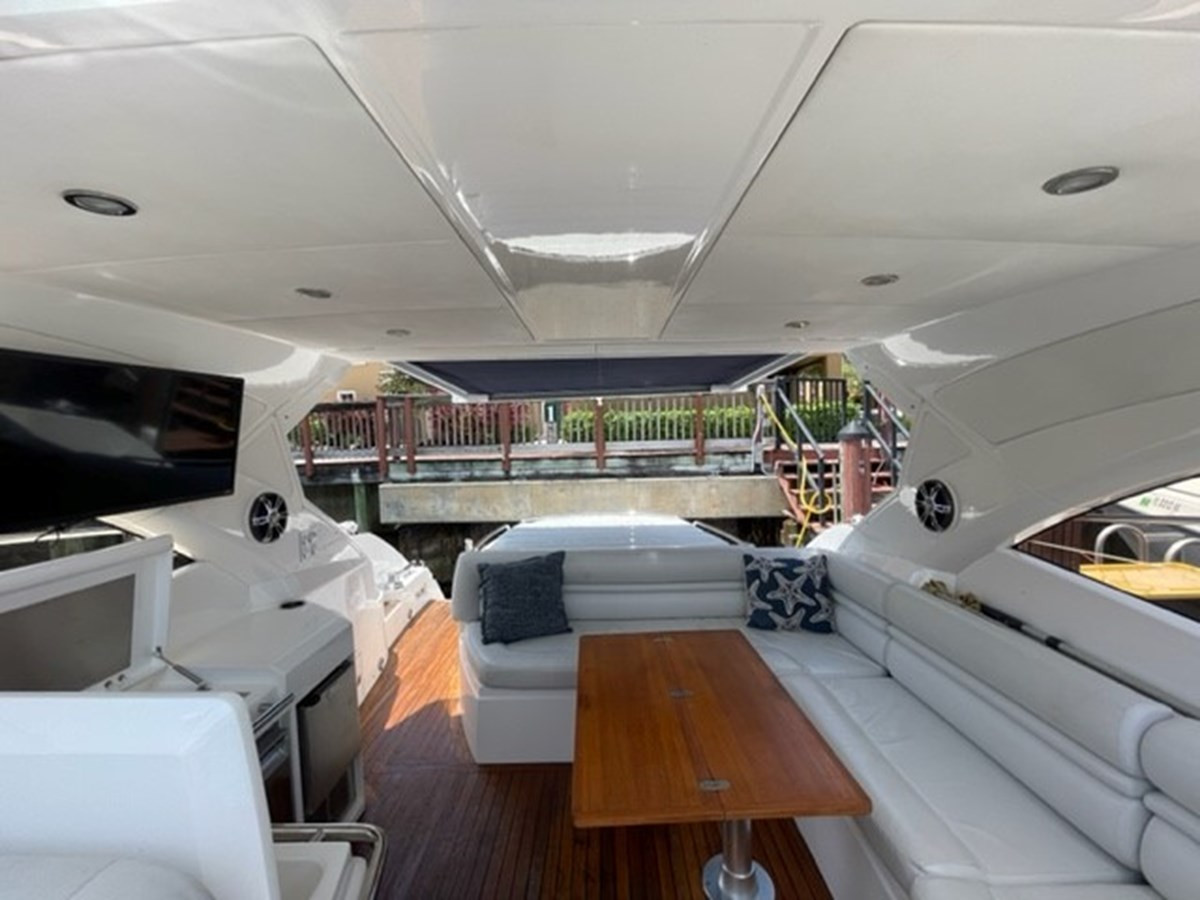 https://arconyachts.ams3.digitaloceanspaces.com/141309/conversions/large_3609083-optimize.jpg