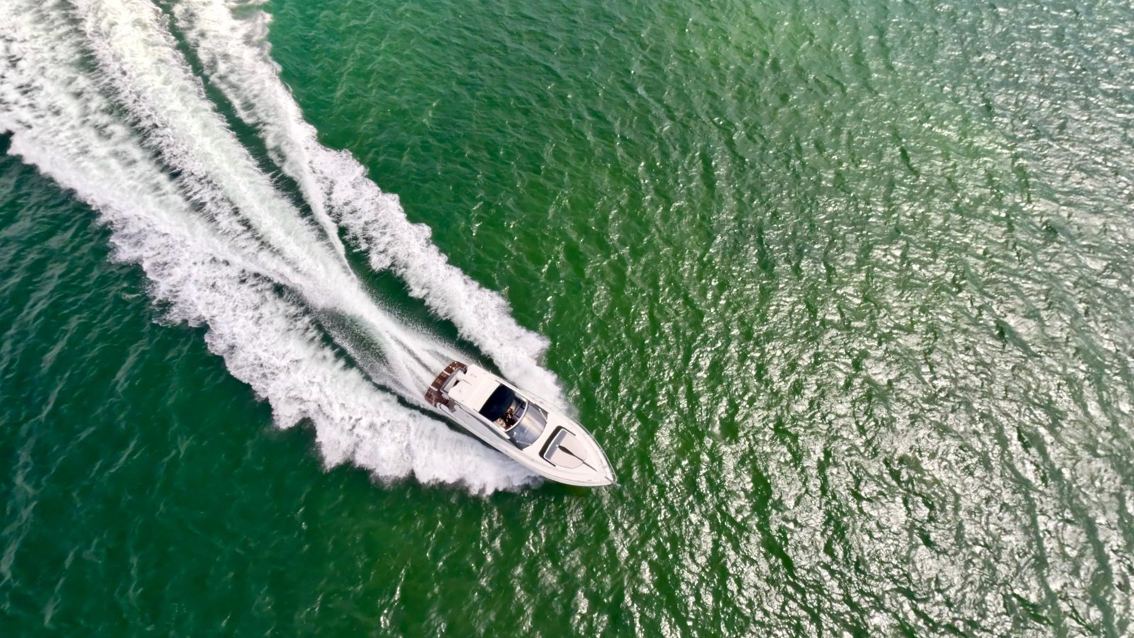 https://arconyachts.ams3.digitaloceanspaces.com/141418/conversions/large_3770515-optimize.jpg