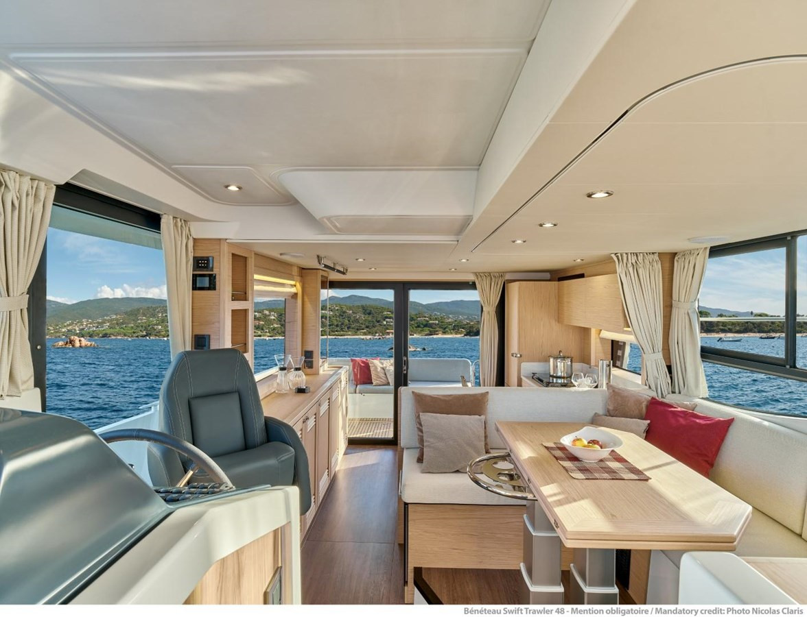 https://arconyachts.ams3.digitaloceanspaces.com/141577/conversions/large_3861097-optimize.jpg
