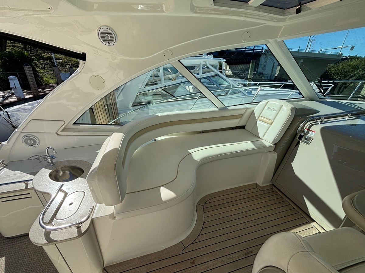 https://arconyachts.ams3.digitaloceanspaces.com/141708/conversions/large_4119554-optimize.jpg
