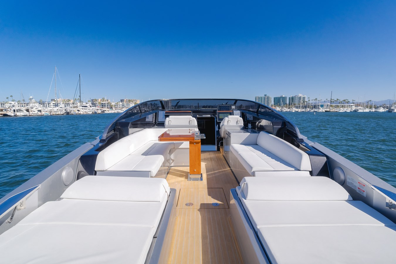 https://arconyachts.ams3.digitaloceanspaces.com/141743/conversions/large_4131947-optimize.jpg