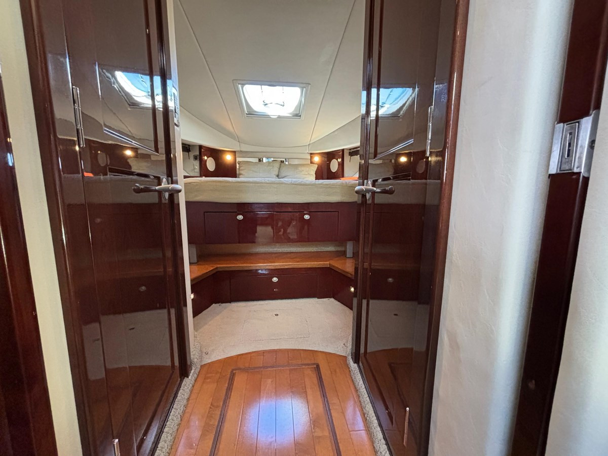 https://arconyachts.ams3.digitaloceanspaces.com/141758/conversions/large_4119575-optimize.jpg
