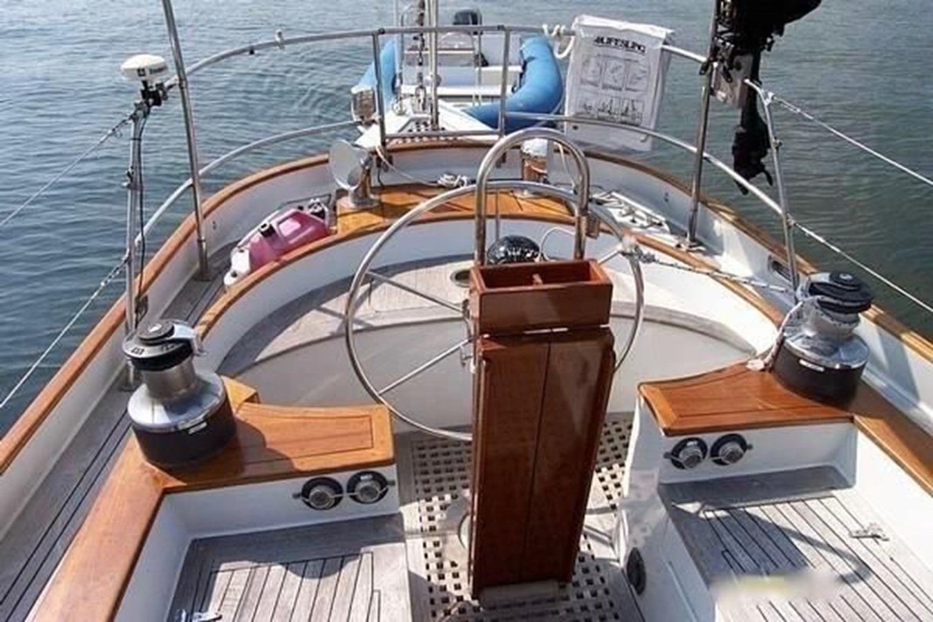 https://arconyachts.ams3.digitaloceanspaces.com/141823/conversions/large_4384345-optimize.jpg