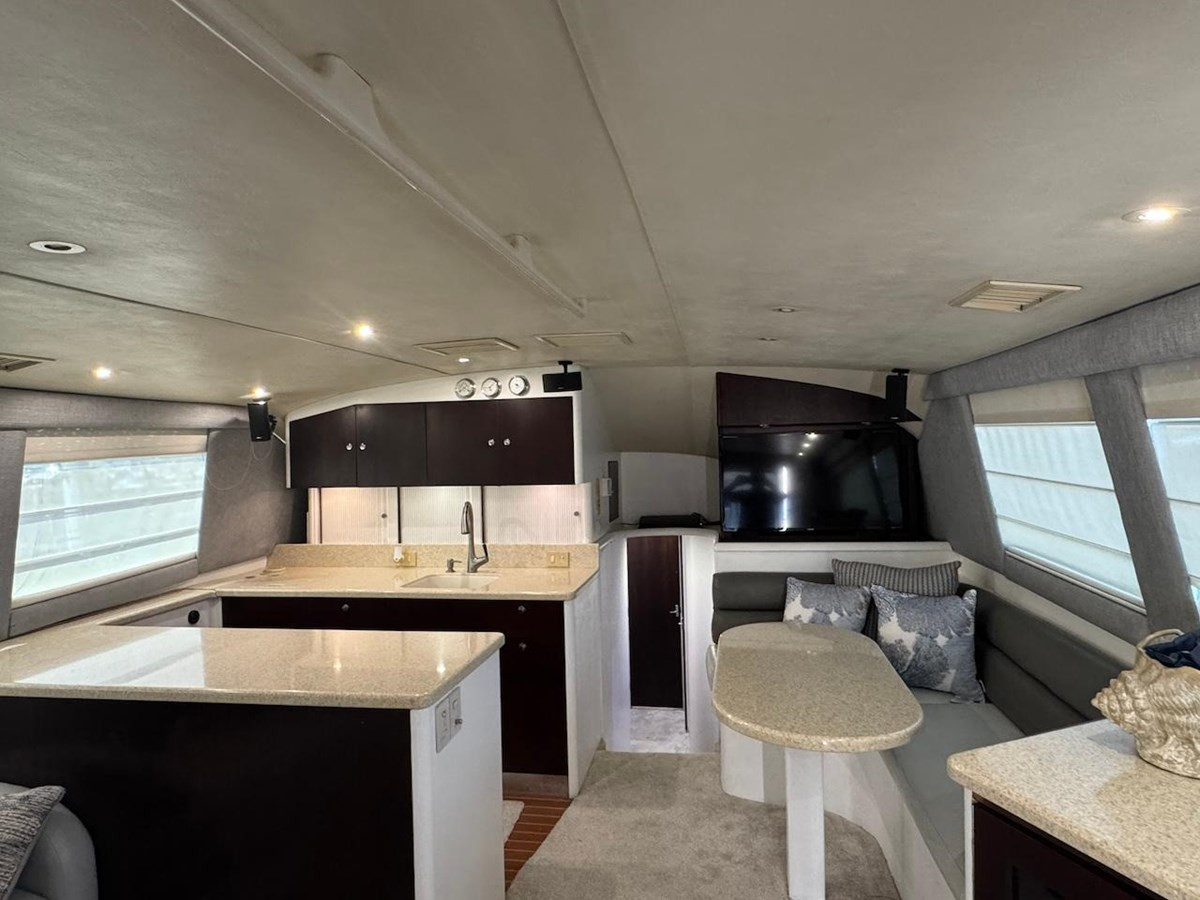 https://arconyachts.ams3.digitaloceanspaces.com/142193/conversions/large_4537069-optimize.jpg