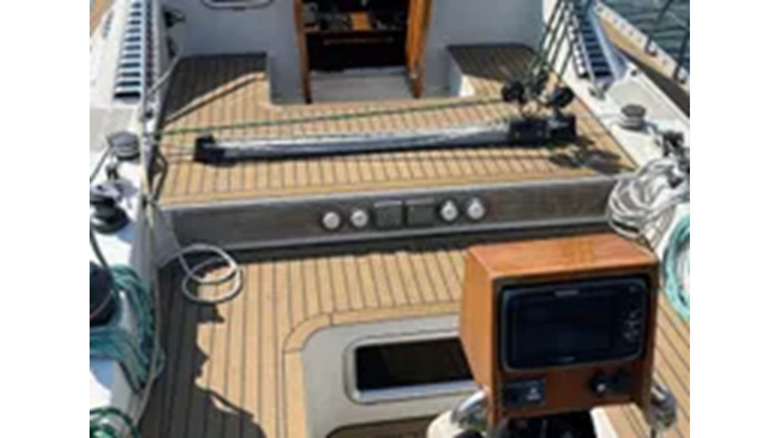 https://arconyachts.ams3.digitaloceanspaces.com/142246/conversions/large_4616678-optimize.jpg