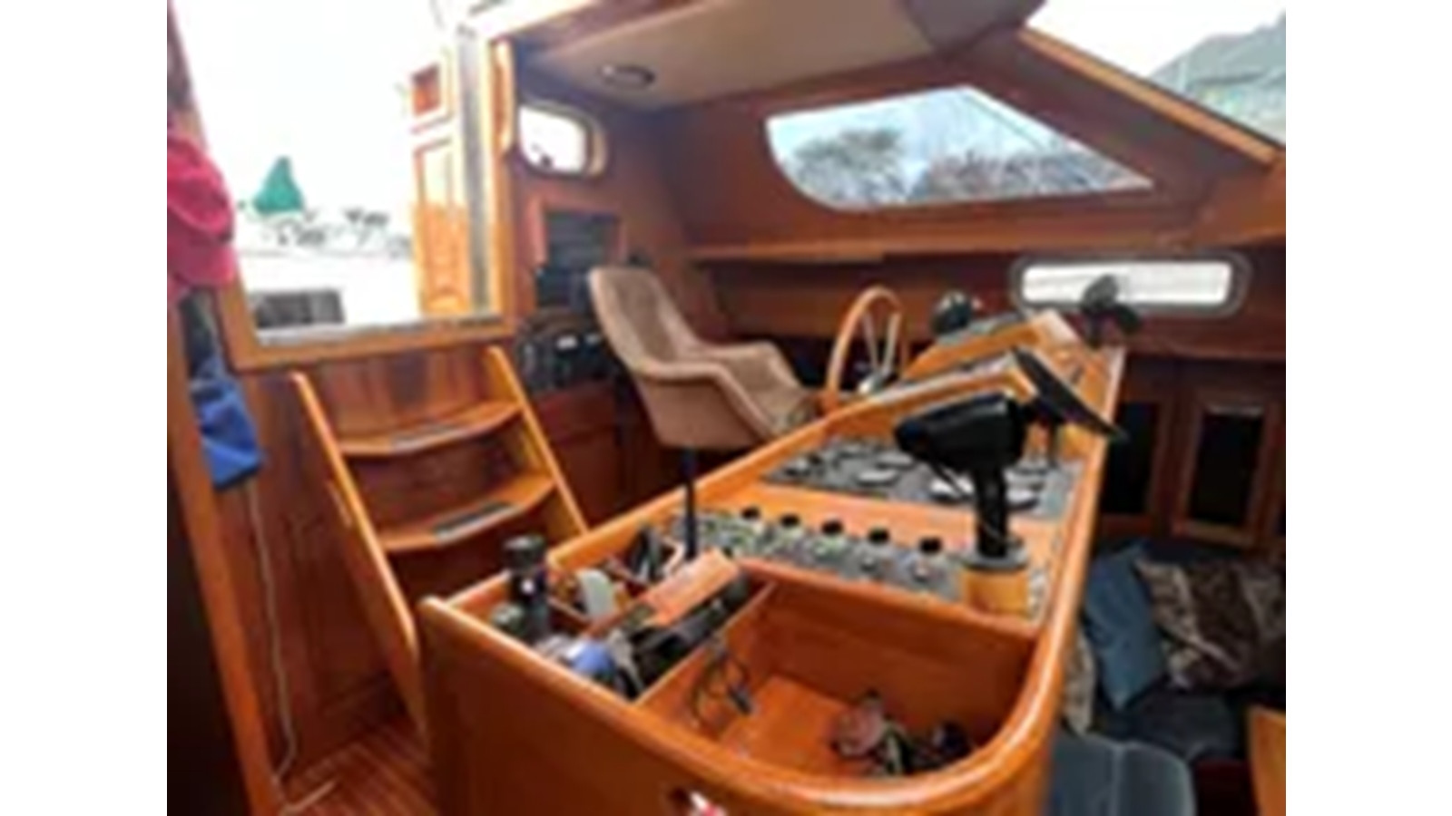 https://arconyachts.ams3.digitaloceanspaces.com/142267/conversions/large_4616685-optimize.jpg