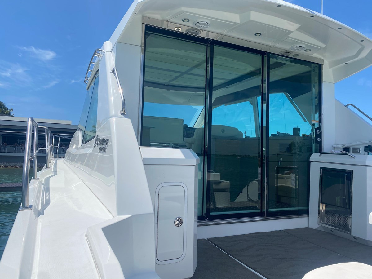 https://arconyachts.ams3.digitaloceanspaces.com/142398/conversions/large_4708802-optimize.jpg