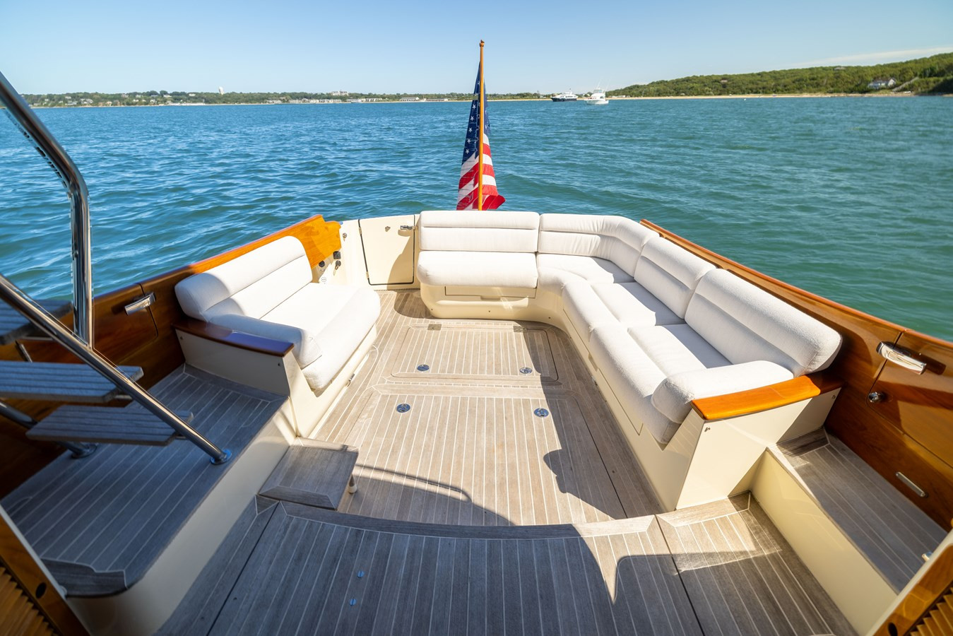 https://arconyachts.ams3.digitaloceanspaces.com/142549/conversions/large_4775080-optimize.jpg
