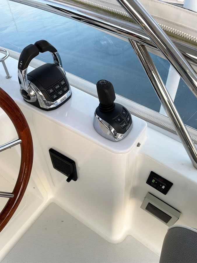 https://arconyachts.ams3.digitaloceanspaces.com/142677/conversions/large_4833067-optimize.jpg