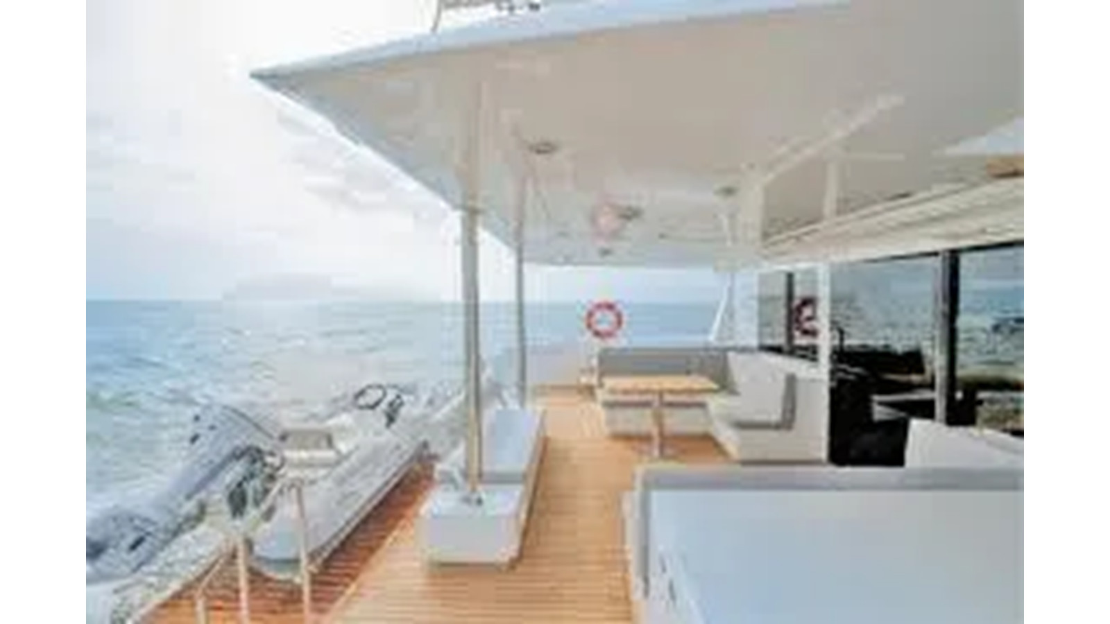 https://arconyachts.ams3.digitaloceanspaces.com/142788/conversions/large_4304709-optimize.jpg