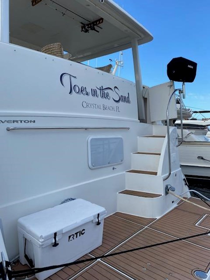 https://arconyachts.ams3.digitaloceanspaces.com/142989/conversions/large_4564938-optimize.jpg