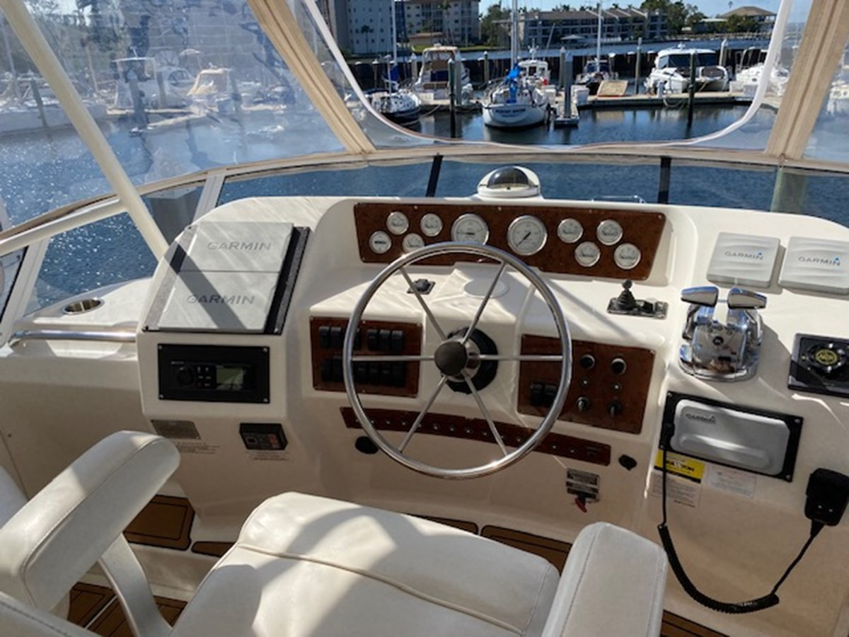 https://arconyachts.ams3.digitaloceanspaces.com/143012/conversions/large_4564960-optimize.jpg