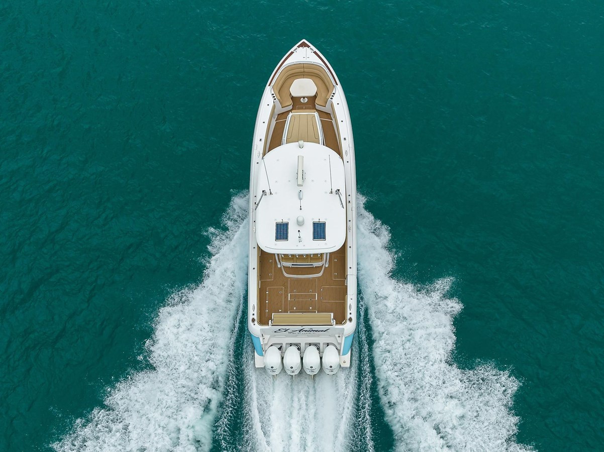 https://arconyachts.ams3.digitaloceanspaces.com/143048/conversions/large_4111740-optimize.jpg