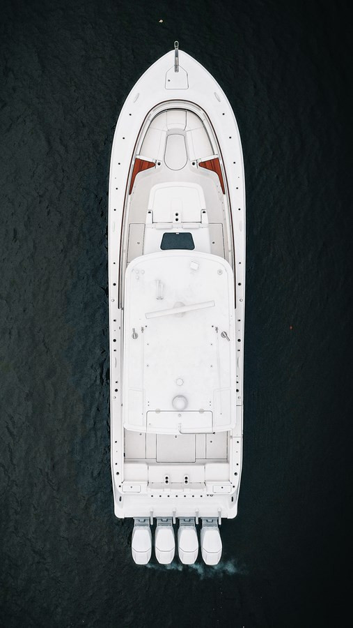 https://arconyachts.ams3.digitaloceanspaces.com/143240/conversions/large_4709088-optimize.jpg