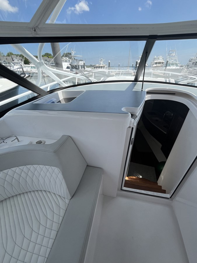 https://arconyachts.ams3.digitaloceanspaces.com/143333/conversions/large_4739190-optimize.jpg