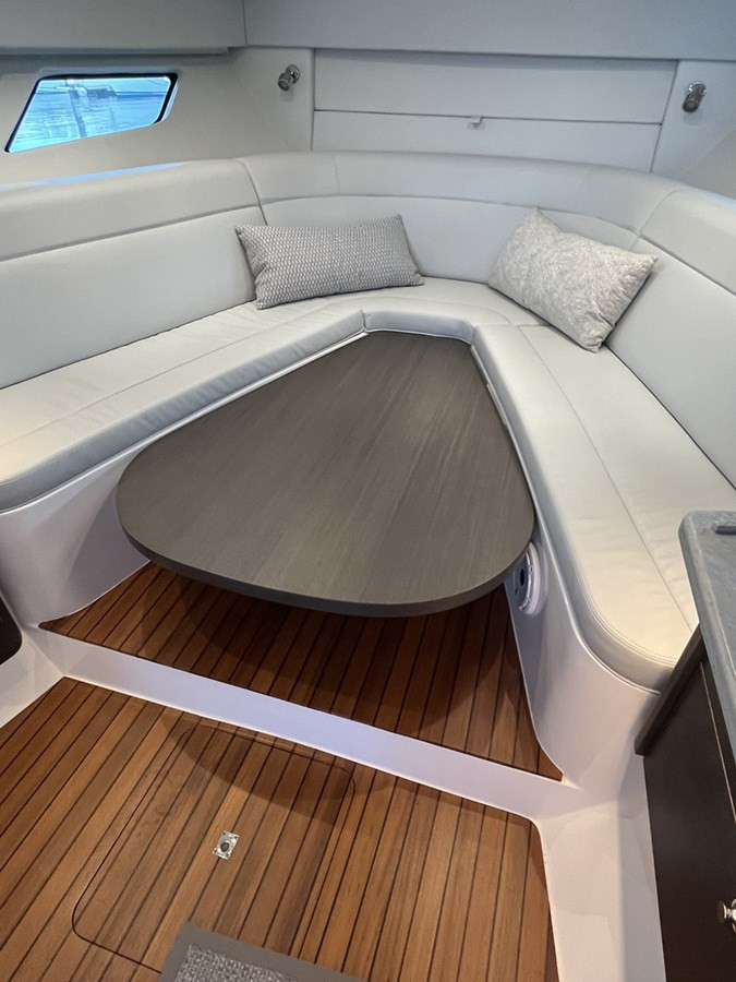 https://arconyachts.ams3.digitaloceanspaces.com/143359/conversions/large_4739218-optimize.jpg