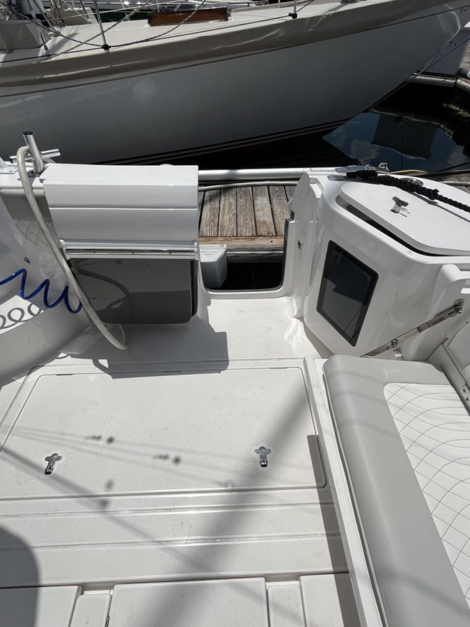 https://arconyachts.ams3.digitaloceanspaces.com/143404/conversions/large_4739175-optimize.jpg