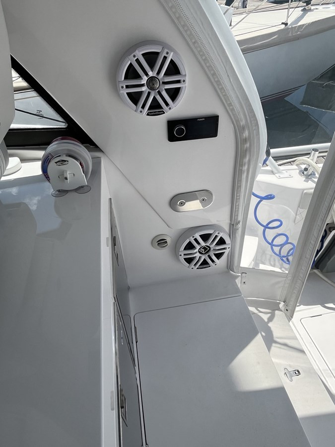 https://arconyachts.ams3.digitaloceanspaces.com/143436/conversions/large_4739194-optimize.jpg