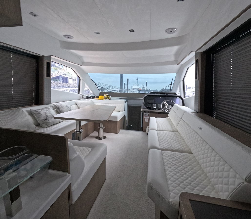 https://arconyachts.ams3.digitaloceanspaces.com/143444/conversions/large_3961375-optimize.jpg