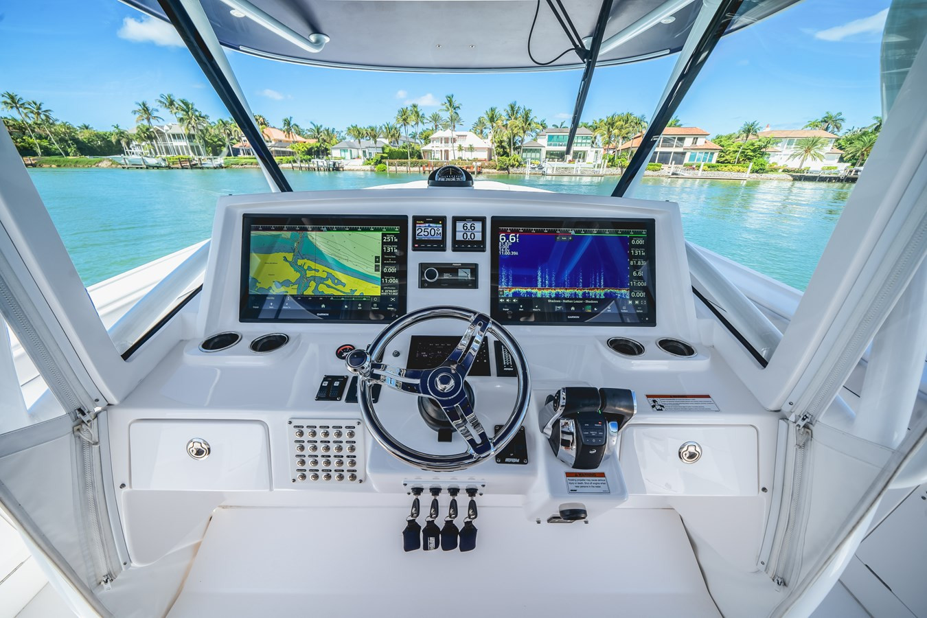 https://arconyachts.ams3.digitaloceanspaces.com/143592/conversions/large_4784626-optimize.jpg