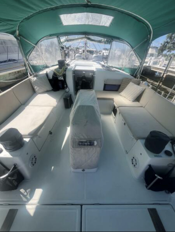 https://arconyachts.ams3.digitaloceanspaces.com/143676/conversions/large_4559606-optimize.jpg
