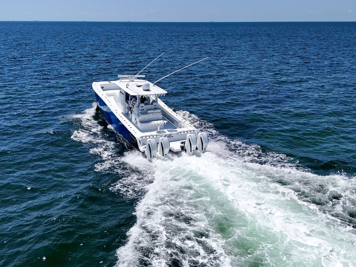 https://arconyachts.ams3.digitaloceanspaces.com/143684/conversions/large_4213132-optimize.jpg