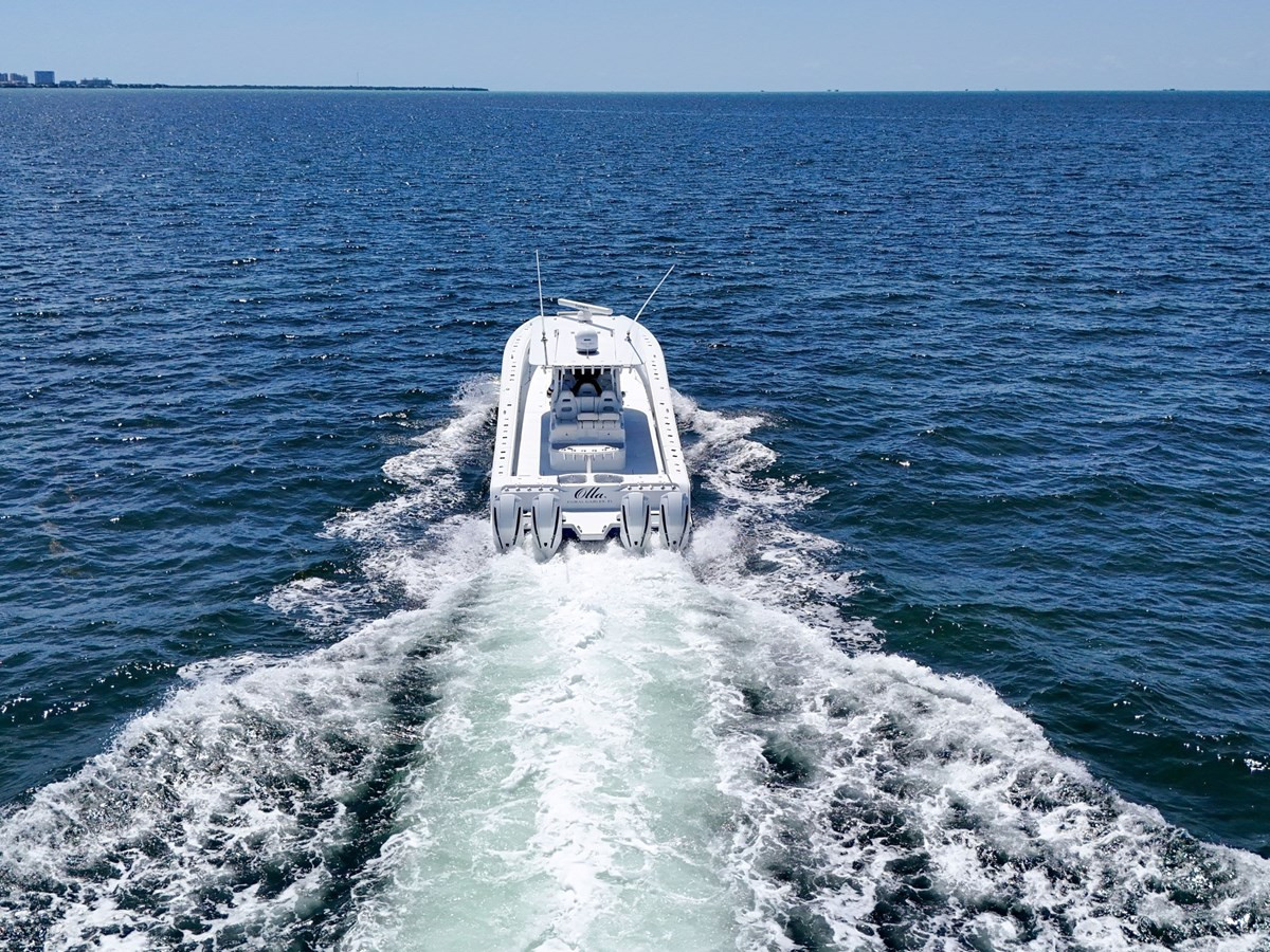 https://arconyachts.ams3.digitaloceanspaces.com/143687/conversions/large_4213133-optimize.jpg