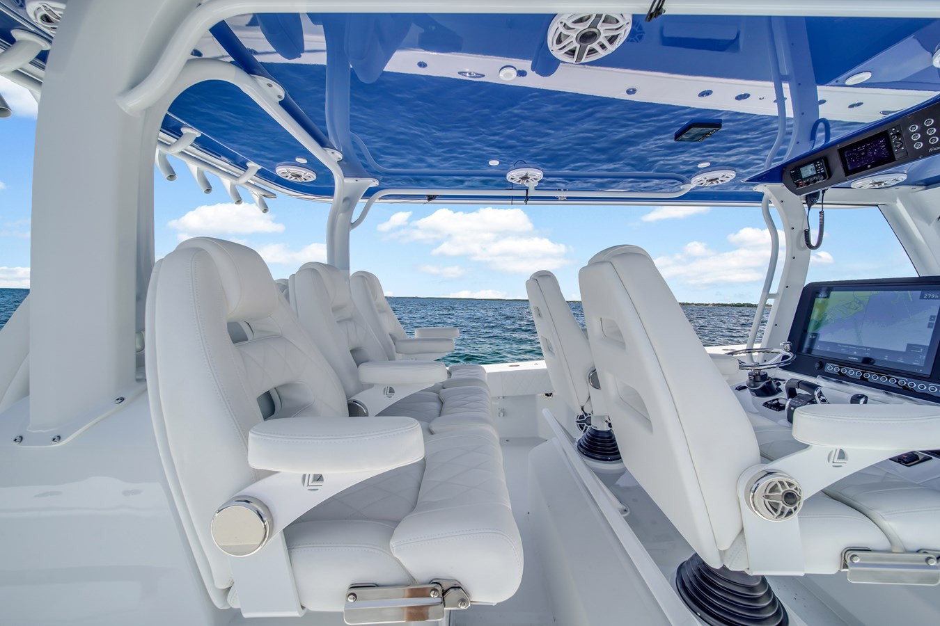 https://arconyachts.ams3.digitaloceanspaces.com/143723/conversions/large_4213147-optimize.jpg