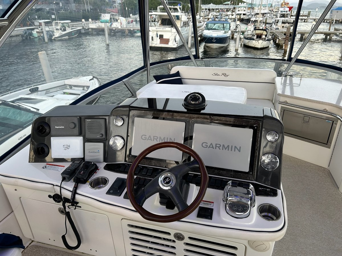 https://arconyachts.ams3.digitaloceanspaces.com/143793/conversions/large_4500337-optimize.jpg