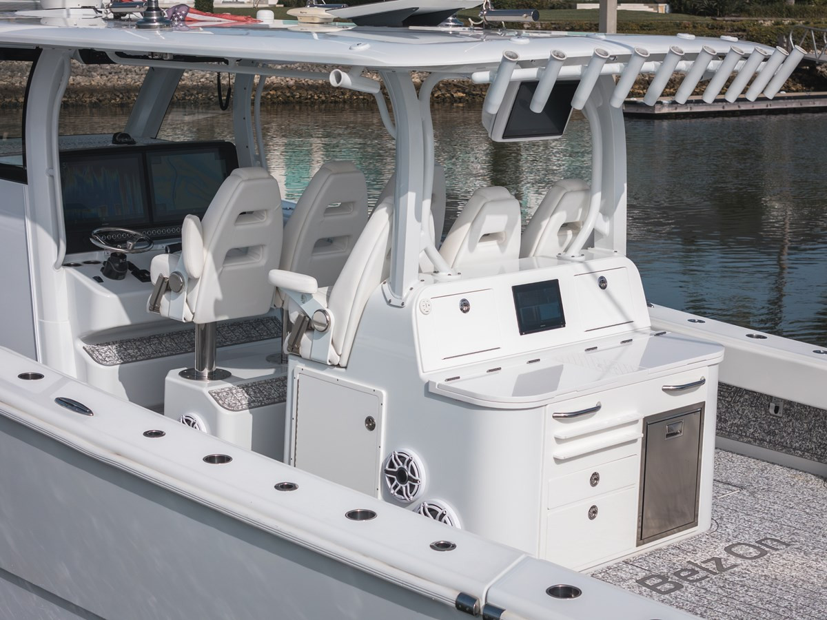 https://arconyachts.ams3.digitaloceanspaces.com/143795/conversions/large_4709846-optimize.jpg