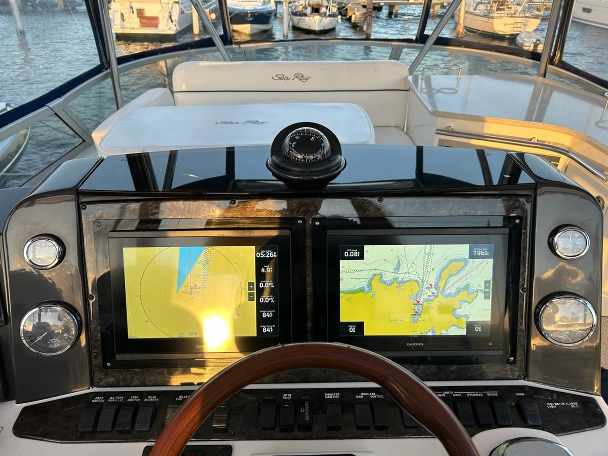 https://arconyachts.ams3.digitaloceanspaces.com/143806/conversions/large_4500341-optimize.jpg