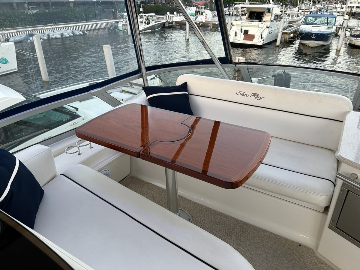 https://arconyachts.ams3.digitaloceanspaces.com/143815/conversions/large_4500344-optimize.jpg