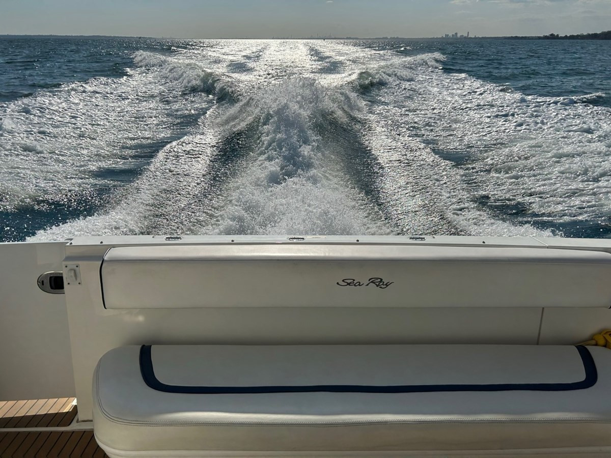 https://arconyachts.ams3.digitaloceanspaces.com/143824/conversions/large_4500347-optimize.jpg