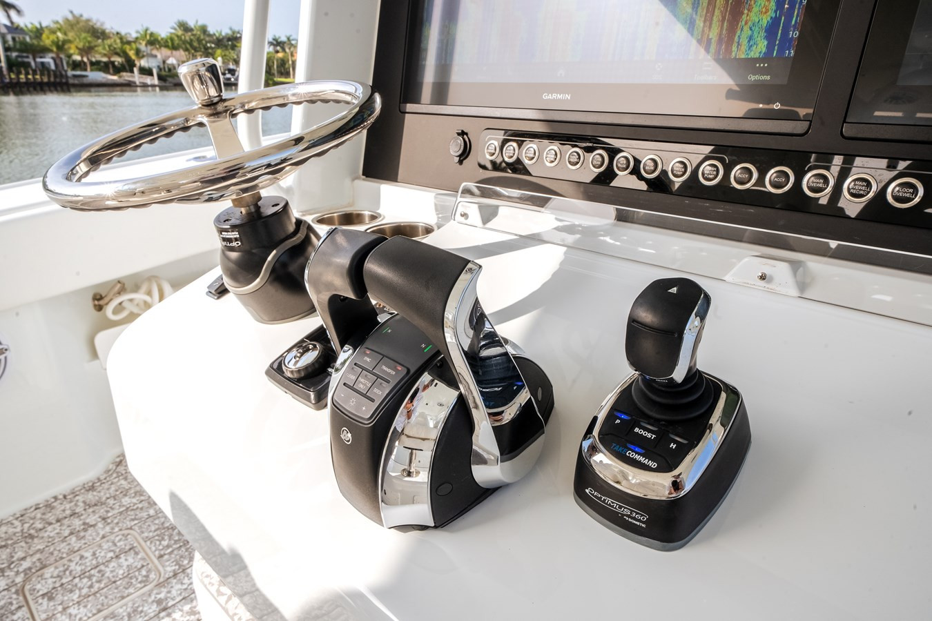 https://arconyachts.ams3.digitaloceanspaces.com/143875/conversions/large_4709839-optimize.jpg