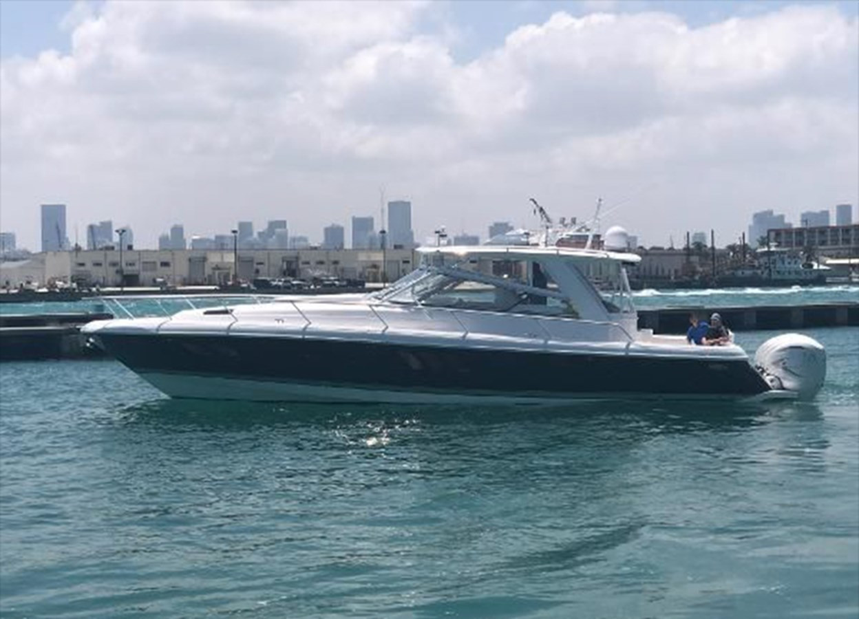 https://arconyachts.ams3.digitaloceanspaces.com/144052/conversions/large_2833211-optimize.jpg