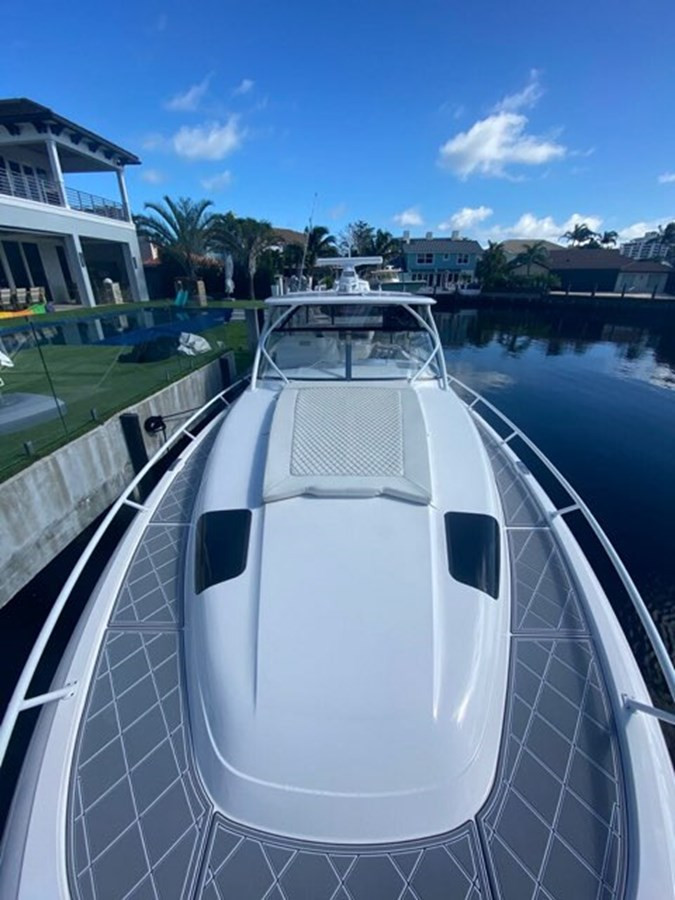 https://arconyachts.ams3.digitaloceanspaces.com/144107/conversions/large_3332769-optimize.jpg