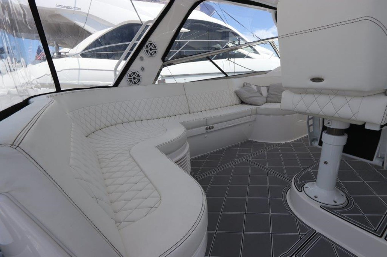 https://arconyachts.ams3.digitaloceanspaces.com/144125/conversions/large_3332776-optimize.jpg
