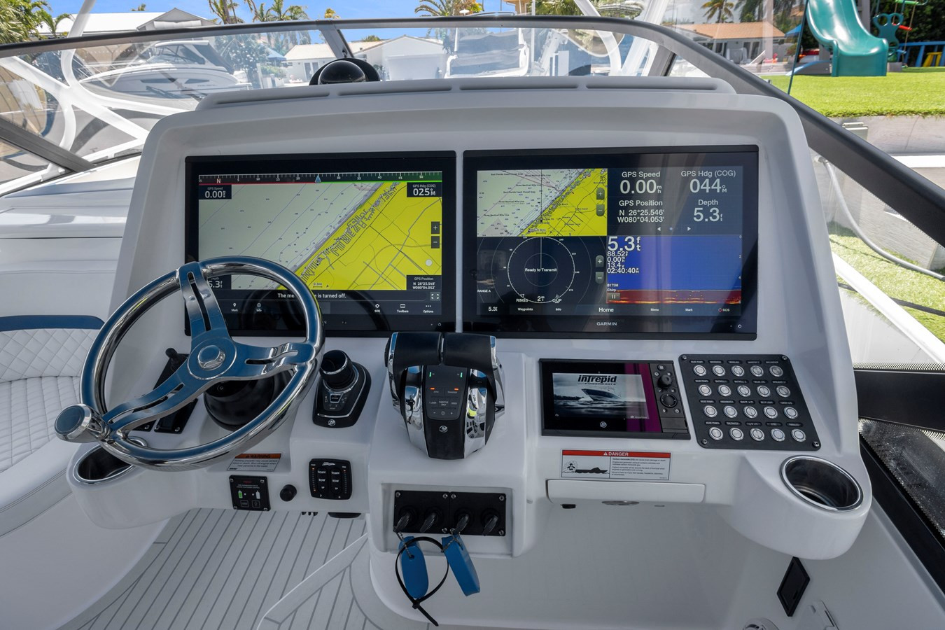 https://arconyachts.ams3.digitaloceanspaces.com/144160/conversions/large_3556033-optimize.jpg