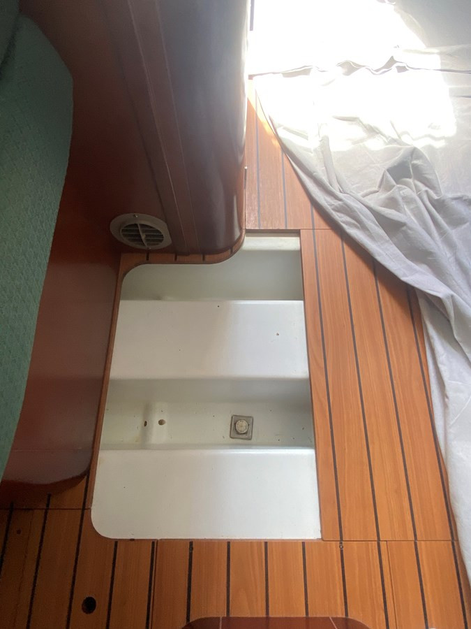 https://arconyachts.ams3.digitaloceanspaces.com/144268/conversions/large_3582847-optimize.jpg