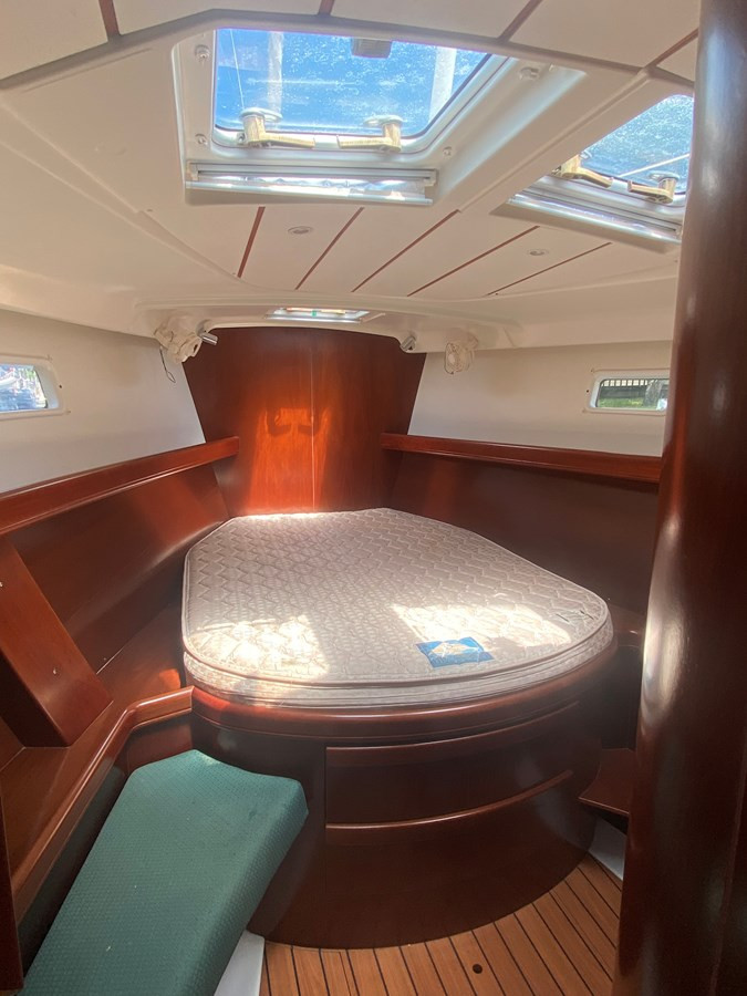 https://arconyachts.ams3.digitaloceanspaces.com/144271/conversions/large_3582848-optimize.jpg